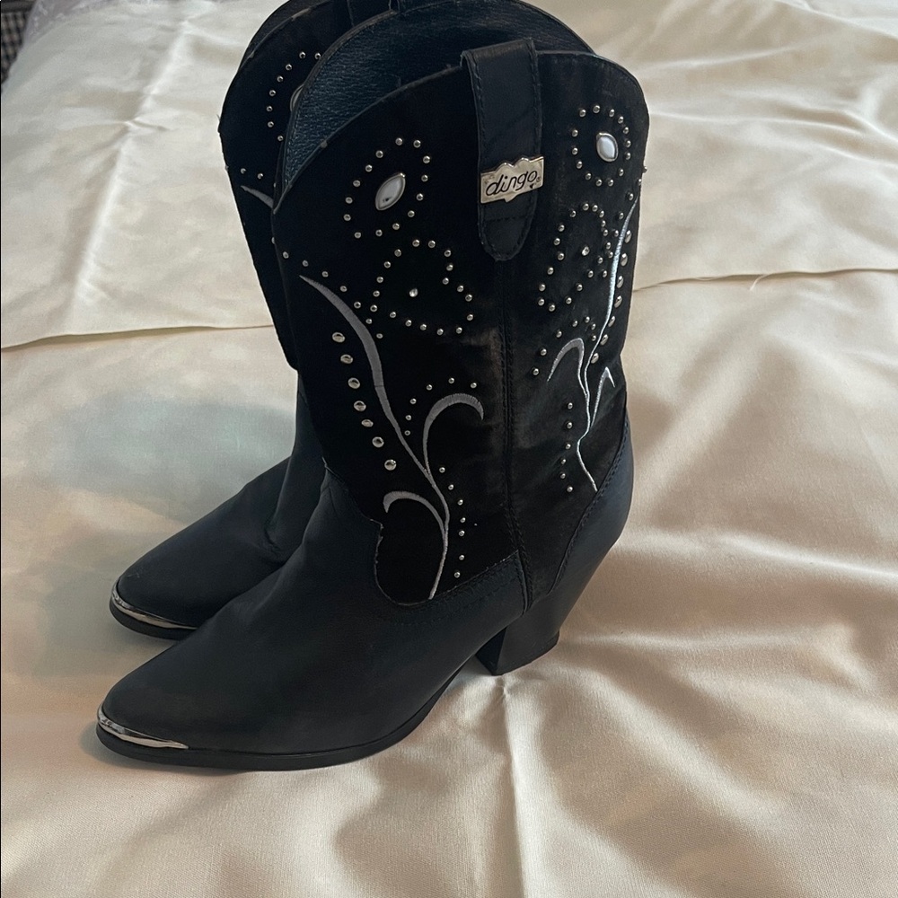 Dingo Women's Black Embellished Heeled Boots